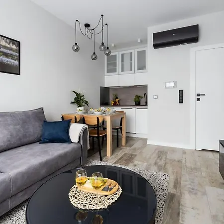 Olimpijska Nad Jeziorem Ukiel Apartment *