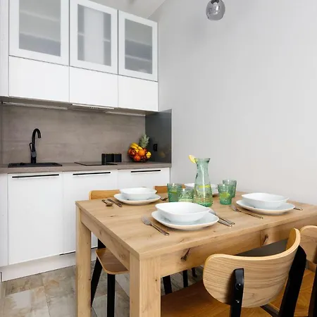 Olimpijska Nad Jeziorem Ukiel Apartment